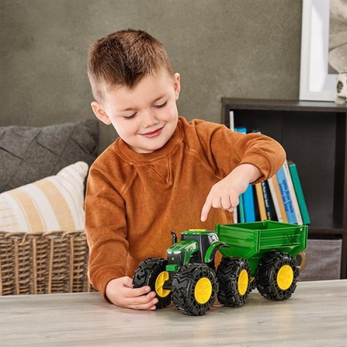 Детская машинка John Deere Kids Monster Treads Трактор с прицепом 47353