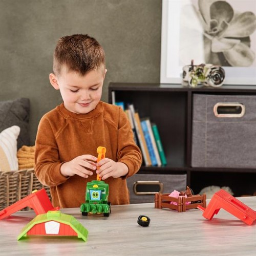 Конструктор  John Deere Kids Трактор с загоном 47210